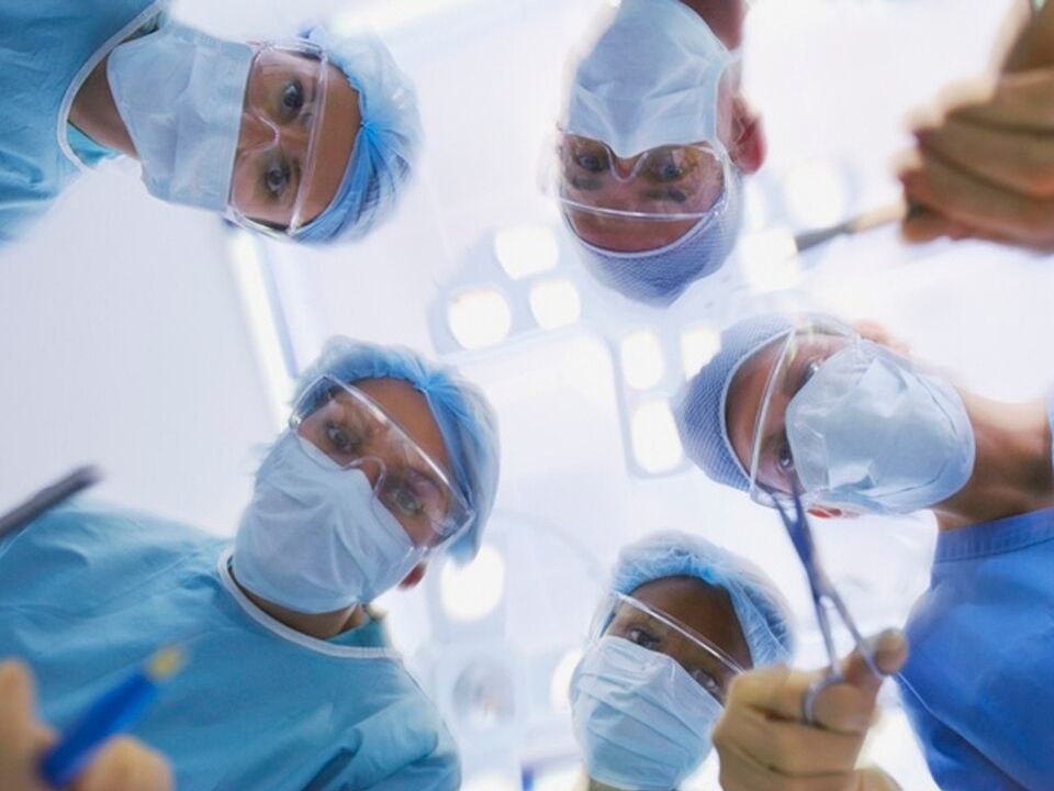 chirurgovia na zväčšenie penisu